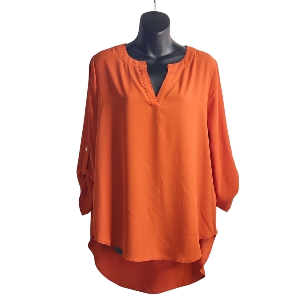 CATO Women's Orange high Low V-Neck Roll-up Tab Sleeve Pullover Blouse Sz M NWT